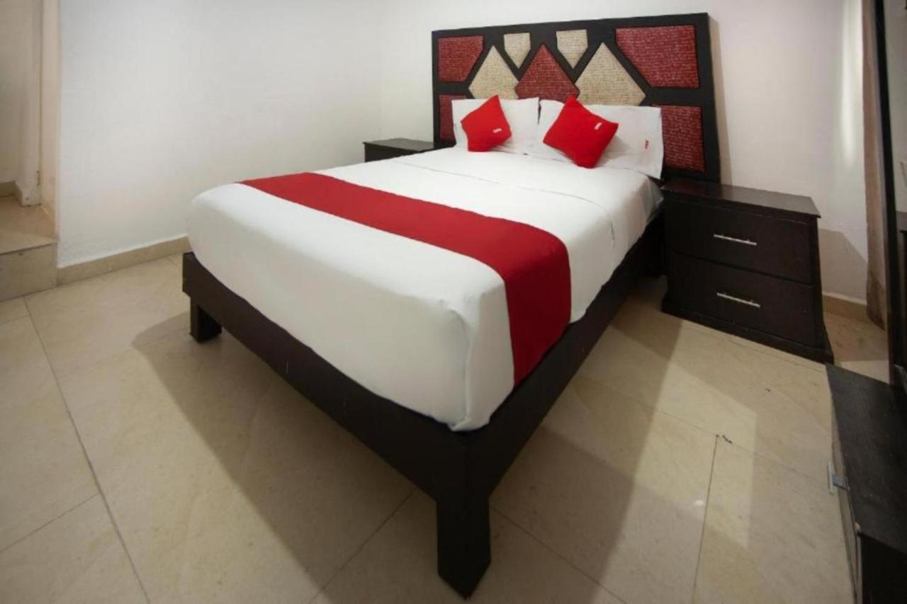 Hotel Alemco Monterrey Extérieur photo